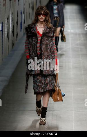 Milan, Italien. 27 février 2025. ETRO automne-hiver 2025 Runway pendant la Fashion week de Milan le 2025 février - Milan, Italie 27/02/2025 crédit : dpa/Alamy Live News Banque D'Images