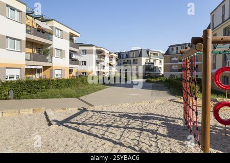 Complexe résidentiel nouvellement construit Gellertpark sur Meissner Strasse à Radebeul, Saxe, Allemagne, Europe Banque D'Images