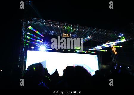 Effet d'éclairage de scène dans la figure sombre et floue Banque D'Images