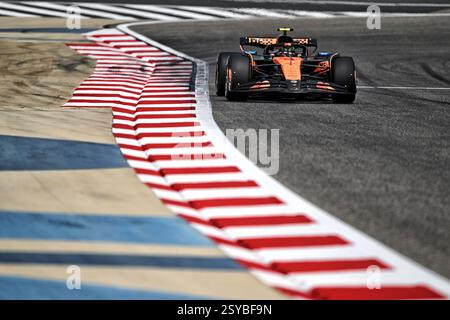 Sakhir, Bahreïn. 28 février 2025. Lando Norris (GBR) McLaren MCL39. 28.02.2025. Essais de formule 1, Sakhir, Bahreïn, troisième jour. Crédit : James Moy/Alamy Live News Banque D'Images