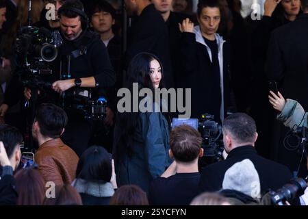 Gawon est vu arriver au défilé Prada lors de la Milan Fashion week - Womenswear automne / hiver 2025/2026 le 27 février 2025 à Milan, Italie Banque D'Images