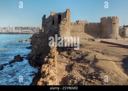 Safi, Maroc est connu pour ses poteries et céramiques, ses plages et sa riche histoire. Banque D'Images