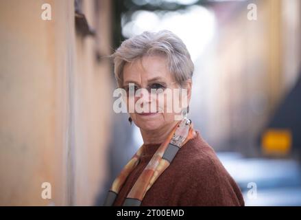 Stockholm, Suède. 21 septembre 2023. LO Dagerman, fille de l'écrivain suédois Stig Dagerman et de l'actrice Anita Björk, photographiée à Stockholm, en Suède, le 21 septembre 2023, a écrit un livre sur ses parents.photo : Fredrik Sandberg/TT/code 10080 crédit : TT News Agency/Alamy Live News Banque D'Images