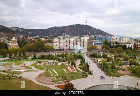Superbe vue panoramique de Tbilissi, la capitale de la Géorgie Banque D'Images