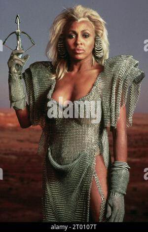 Mad Max Beyond Thunderdome année : 1985 Australie réalisateur : George Miller, George Ogilvie Tina Turner Banque D'Images