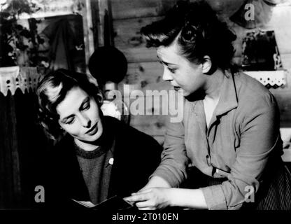 Europa 51 année : 1952 Italien réalisateur : Roberto Rossellini Ingrid Bergman, Giulietta Masina Banque D'Images