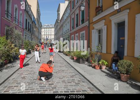 RUE CREMIEUX , UNE OBSESSION DES RÉSEAUX SOCIAUX À PARIS Banque D'Images