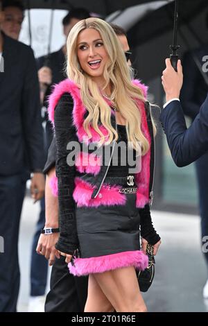 Paris, France. 03 octobre 2023. Paris Hilton présent au salon Chanel SS 24 lors de la Fashion week de Paris le 3 octobre 2023 à Paris, France. Photo Julien Reynaud/APS-Medias/ABACAPRESS.COM crédit : Abaca Press/Alamy Live News Banque D'Images