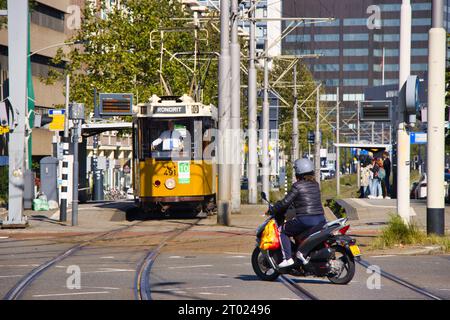 Tram /Rotterdam pays-Bas Banque D'Images