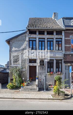 Maison du Père extérieur / Maison du VI bon Dju, maison du 18e siècle dans le centre historique de Hervé dans la province de Liège, Wallonie, Belgique Banque D'Images