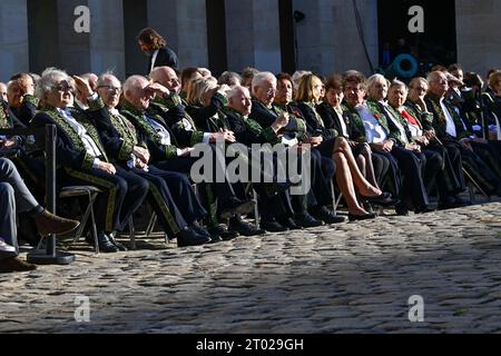 Paris, France. 03 octobre 2023. Hommage national à la défunte historienne française et secrétaire perpétuelle de l'Académie française Hélène Carrere d'Encausse à l'Hôtel des Invalides à Paris, France, le 3 octobre 2023. Photo Eric Tschaen/Pool/ABACAPRESS.COM crédit : Abaca Press/Alamy Live News Banque D'Images