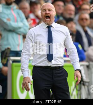 23 septembre 2023 - Brentford v Everton - Premier League - Gtech Community Stadium. Le Manager d'Everton Sean Dyche pendant le match contre Brentford. Photo : Mark pain / Alamy Live News Banque D'Images