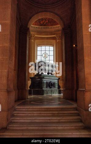 Tombe de Joseph Bonaparte aux Invalides Banque D'Images