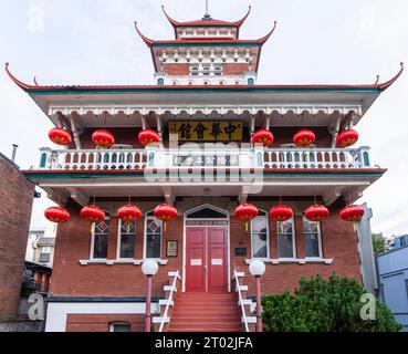 L'édifice de l'école publique Chiniese sur la rue Fisgard à Victoria, Colombie-Britannique, Canada. Banque D'Images