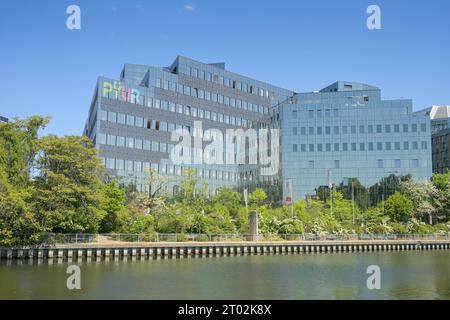 PYUR, Bürozentrum, Kaiserin-Augusta-Allee, Moabit, Mitte, Berlin, Deutschland *** Légende locale *** , Berlin, Deutschland *** PYUR, Office Center, Kaiserin Augusta Allee, Moabit, Mitte, Berlin, Allemagne Légende locale , Berlin, Allemagne Banque D'Images