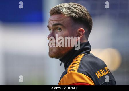 Ipswich, Royaume-Uni. 03 octobre 2023. Aaron Connolly #44 de Hull City arrive avant le Sky Bet Championship Match Ipswich Town vs Hull City à Portman Road, Ipswich, Royaume-Uni, le 3 octobre 2023 (photo de Gareth Evans/News Images) à Ipswich, Royaume-Uni le 10/3/2023. (Photo Gareth Evans/News Images/Sipa USA) crédit : SIPA USA/Alamy Live News Banque D'Images