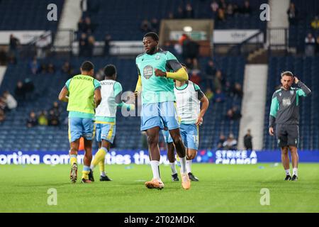 West Bromwich, Royaume-Uni. 03 octobre 2023. Les joueurs de Sheffield Wednesday s'échauffent avant le match du championnat EFL Sky Bet entre West Bromwich Albion et Sheffield Wednesday aux Hawthorns, West Bromwich, Angleterre le 3 octobre 2023. Photo de Stuart Leggett. Usage éditorial uniquement, licence requise pour un usage commercial. Aucune utilisation dans les Paris, les jeux ou les publications d'un seul club/ligue/joueur. Crédit : UK Sports pics Ltd/Alamy Live News Banque D'Images