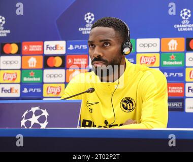 CRVENA ZVEZDA vs YOUNG BOYS ULISSES GARCIA, footballeur des Young Boys, lors de la conférence de presse au stade Rajko Mitic Belgrade, 03.10.2023. foto : MN Press FOOTBALL UEFA CHAMPIONS LEAGUE CRVENA ZVEZDA RED STAR YOUNG BOYS Belgrade Stadion Crvene zvezde Rajko MITI Serbia 20231003mrYBpress6 copy Copyright : xMNxPressx Credit : Imago/Alamy Live News Banque D'Images