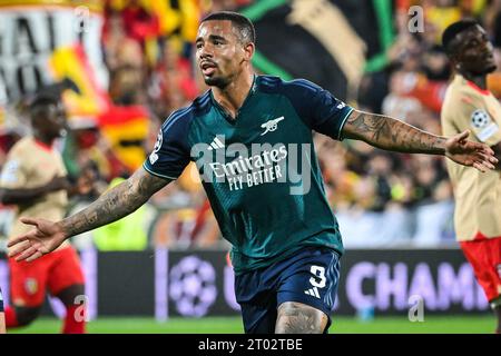 Lens, France, France. 3 octobre 2023. Gabriel JESUS d'Arsenal célèbre son but lors du match du groupe B de l'UEFA Champions League entre le RC Lens et l'Arsenal FC au stade Bollaert-Delelis le 03 octobre 2023 à Lens, en France. (Image de crédit : © Matthieu Mirville/ZUMA Press Wire) USAGE ÉDITORIAL SEULEMENT! Non destiné à UN USAGE commercial ! Crédit : ZUMA Press, Inc./Alamy Live News Banque D'Images