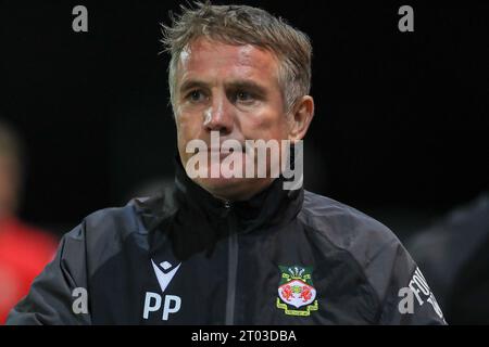Mansfield, Royaume-Uni. 03 octobre 2023. Phil Parkinson, Manager de Wrexham, lors du match de football américain de Mansfield Town FC contre Wrexham AFC Sky bet EFL League Two au One Call Stadium, Mansfield, Royaume-Uni, le 3 octobre 2023 Credit : Every second Media/Alamy Live News Banque D'Images