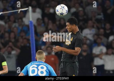 Naples, Italie. 03 octobre 2023. Naples, Italie, 3 octobre 2023 : Jude Bellingham (5 Real Madrid) lors du match de Ligue des Champions entre la SSC Napoli et le Real Madrid CF au Stadio Diego Armando Maradona le 3 octobre 2023 à Naples, Italie (Foto Mosca/SPP) crédit : SPP Sport Press photo. /Alamy Live News Banque D'Images