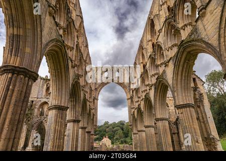 Abbaye de Rievaulx, North York Moors National Park, North York Yorkshire, Angleterre, Royaume-Uni Banque D'Images