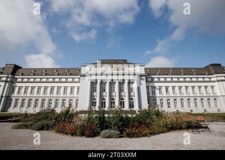 30.09.2023. Koblenz. DAS imposante Kurfürstliche Schloss von Koblenz ist eines der bedeutendsten Schlossbauten des französischen Frühklassizismus in S. Banque D'Images