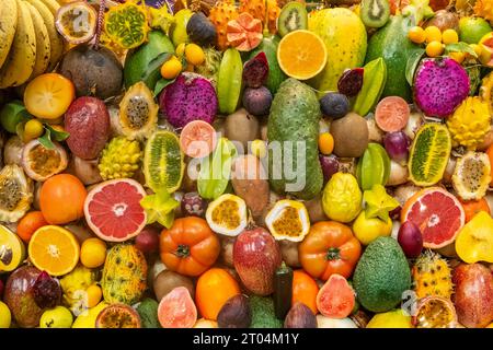 Variété de fond de fruits exotiques. Banque D'Images