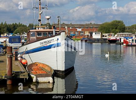 Bateaux à Goole Marina, East Yorkshire, Angleterre Royaume-Uni Banque D'Images