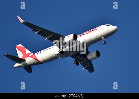 Marseille, France. 1 octobre 2023. Un avion d’Air Arabia arrive à l’aéroport Marseille Provence. Les avions arrivent à Marseille-Provence-Airport. (Image de crédit : © Gerard Bottino/SOPA Images via ZUMA Press Wire) USAGE ÉDITORIAL SEULEMENT! Non destiné à UN USAGE commercial ! Banque D'Images