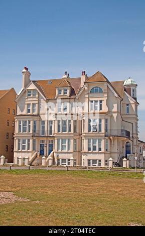 LITTLESTONE SUR LA MER BÂTIMENT KENT Banque D'Images