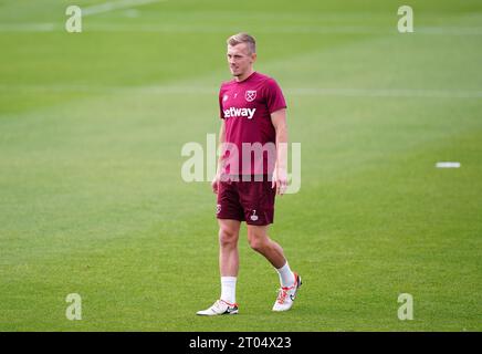 James Ward-Prowse de West Ham United lors d'une séance d'entraînement au Rush Green Training Ground, Romford. Date de la photo : mercredi 4 octobre 2023. Banque D'Images