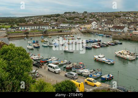 Le port de Porthleven, Cornouailles, Angleterre Banque D'Images