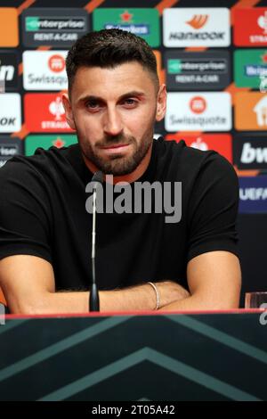 Freiburg, Deutschland. 04 octobre 2023. Vincenzo Grifo (SC Freiburg) BEI der Pressekonferenz, PK vor Fussball-Europa-League - 2. Spieltag, SC Freiburg - West Ham United crédit : dpa/Alamy Live News Banque D'Images