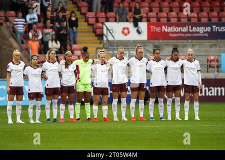 Londres, Royaume-Uni. 1 octobre 2023. Manchester City lors de la rencontre Barclays WSL entre West Ham et Man City au Chigwell Construction Stadium. Banque D'Images