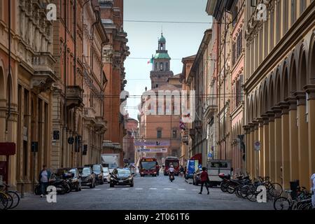 Bologne en Émilie-Romagne dans le nord de l'Italie sept 2023 Wiki : est une ville et la capitale de la région Émilie-Romagne dans le nord de l'Italie, dont il est Banque D'Images