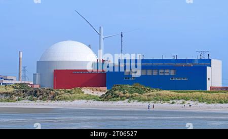 Centrale nucléaire de Borssele avec réacteur à eau sous pression (PWR), seule centrale nucléaire pour la production d'électricité aux pays-Bas à Zeeland Banque D'Images