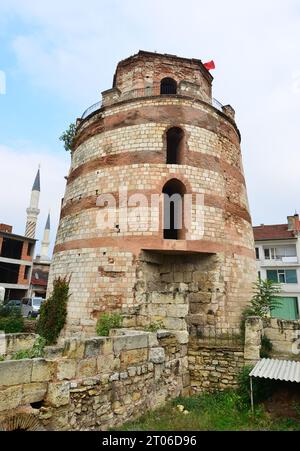 Située à Edirne, en Turquie, la tour macédonienne a été construite pendant la période romaine. Banque D'Images