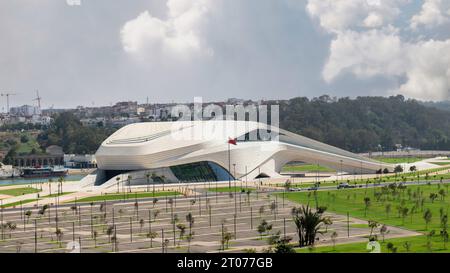 le grand théâtre très moderne conçu par zaha hadid à rabat, capitale du ...