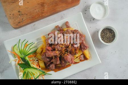 présentation des aliments à base de steak en morceaux de bœuf Banque D'Images