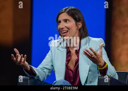 Rome, Italie. 04 octobre 2023. Elly Schlein, secrétaire du Parti démocratique, assiste à la célébration des 20 ans de Sky en Italie au Musée National Romain, terme di Diocleziano, le 3 octobre 2023 à Rome, en Italie. (Photo de Vincenzo Nuzzolese/NurPhoto) crédit : NurPhoto SRL/Alamy Live News Banque D'Images