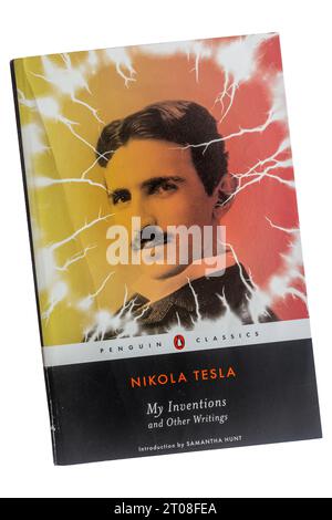 Mes inventions et autres écrits de Nikola Tesla, autobiographie du célèbre inventeur et scientifique serbo-américain, livre de poche Banque D'Images