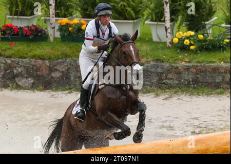 Isabelle (Izzy) TAYLOR GBR Aktion auf KBIS Briarlands Matilda Vielseitigkeit, Cross Country CHIO Aachen 2013 in Aachen, Deutschland am 29.06.2013 Banque D'Images