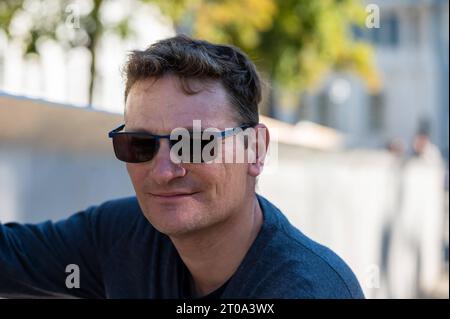 Portrait d'un homme blanc de 44 ans, Bruxelles, Belgique Banque D'Images