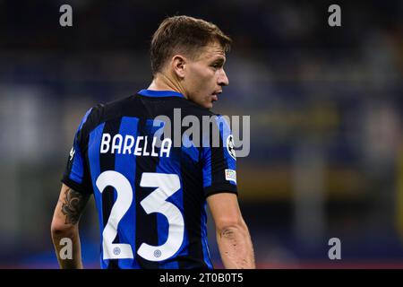 Nicolo Barella, du FC Internazionale, regarde pendant le match de football de l'UEFA Champions League opposant le FC Internazionale au SL Benfica. Banque D'Images