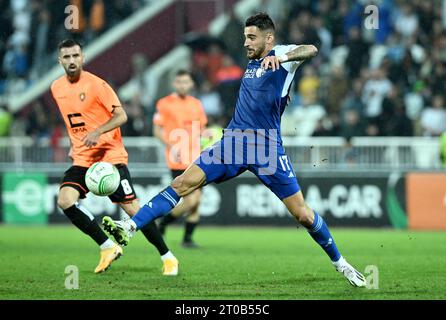 Pristina, Kosovo. 05 octobre 2023. PRISTINA, KOSOVO - 5 OCTOBRE : Sandro Kulenovic du Dinamo Zagreb lors du match du Groupe C de l'UEFA Europa Conference League entre Ballkani et GNK Dinamo Zagreb au Stadiumi Fadil Vokrri le 5 octobre 2023 à Pristina, Kosovo. Photo : Marko Lukunic/PIXSELL crédit : Pixsell/Alamy Live News Banque D'Images