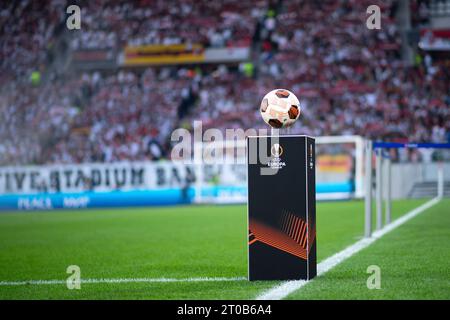 Symbolbild ball auf Stele Europe League vor dem Spiel, GER, SC Freiburg (SCF) vs West Ham United (WHU), Fussball UEFA Europa League, Gruppe A, 2. Spieltag, saison 2023/2024, 05.10.2023 photo : Eibner-Pressefoto/Michael Memmler Banque D'Images