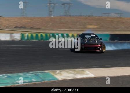 Calder Park Raceway Victoria Australie 30 septembre 2023, Une séquence d'images d'une voiture de sport Nissan 180 SX à double turbo à la dérive Banque D'Images