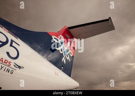 Photo de l'avion ATR 72 appartenant à Air Serbia avec son logo. Air Serbia est la compagnie aérienne nationale et la plus grande compagnie aérienne de Serbie. La compagnie aérienne était autrefois k Banque D'Images