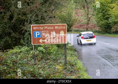 White Moss Walks et panneau de parking, Ambleside, parc national Lake District, Cumbria, Angleterre, Royaume-Uni Banque D'Images